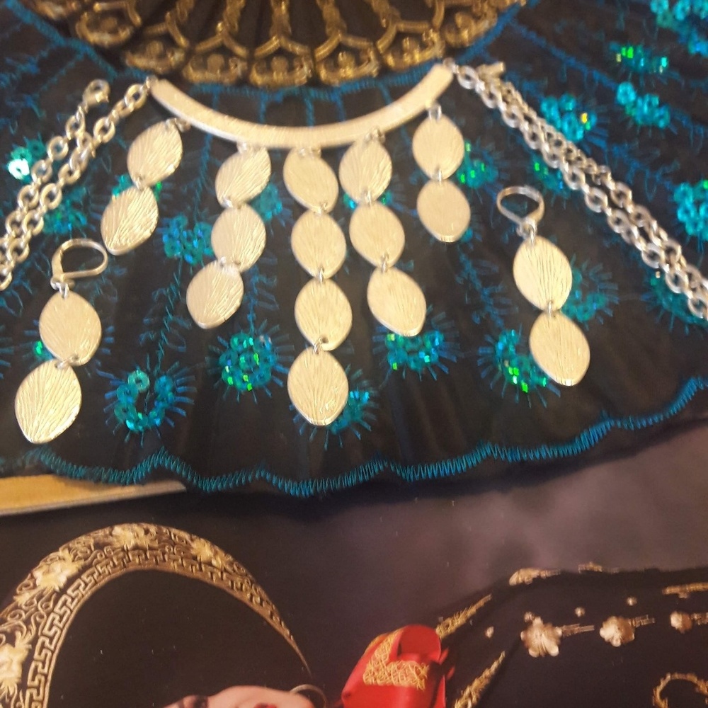 ❤Necklace & Earrings low ship.